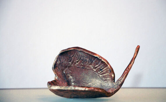 scultura di E. Huebscher Noce di Buddha