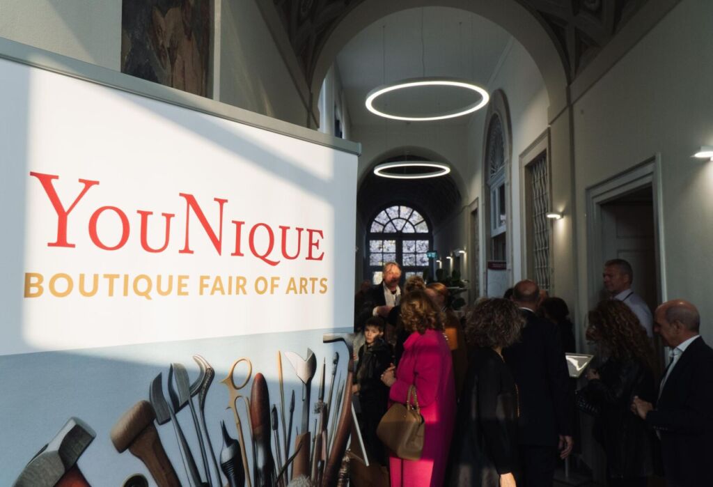 Younique lugano fiera arte contemporanea