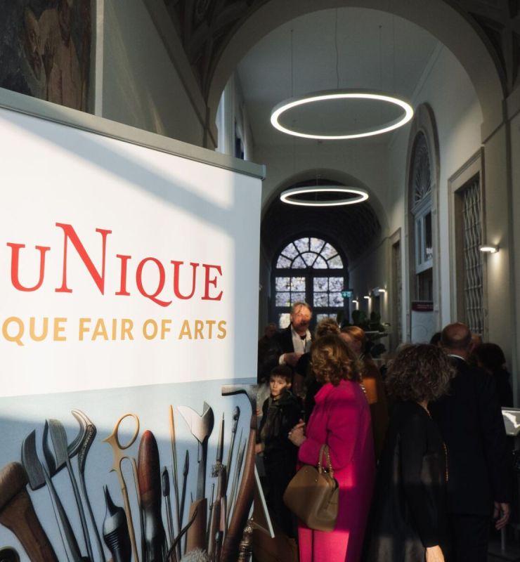 Younique lugano fiera arte contemporanea